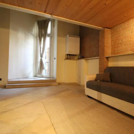 White House 6 Vakantiehuis Brescia